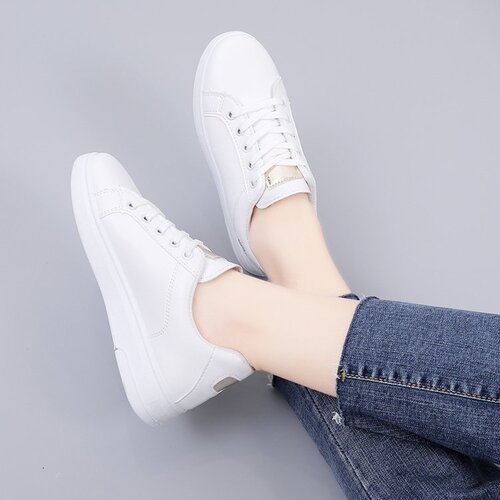Women's Spring Shoes 2024 New White Sneakers Korean Style Spring Platform Flat Laced Casual Shoes for Students