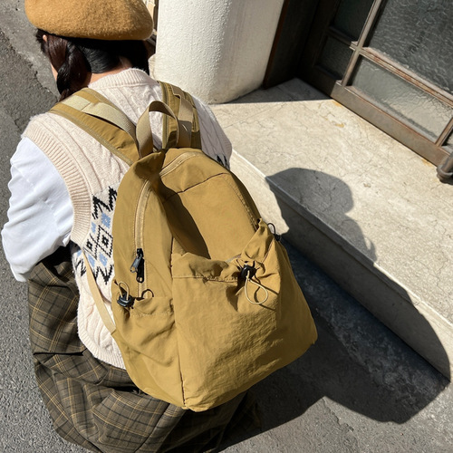 Large-capacity stylish niche casual minimalist solid-color lazy style versatile dual-shoulder bag short-trip travel backpack