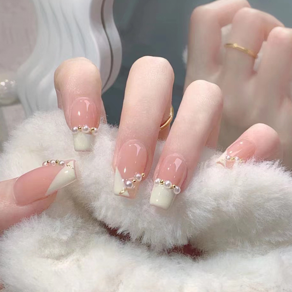 Comercio exterior estilo francés escalera punto de perforación de uñas lujosas estilo elegante 24 piezas de moda dulce parche de uñas