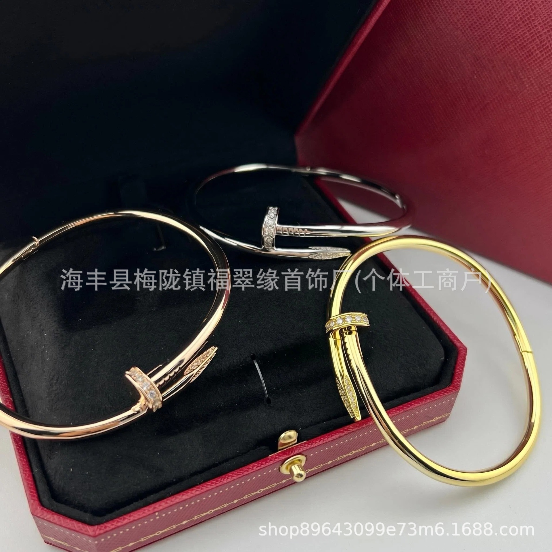 High-Quality Gold-Plated Thick Nail Bracelet with Diamonds on the Ends, Starry Pattern, Cnc Finely Carved, Thick Silver Plated with 18K Gold, Wholesale