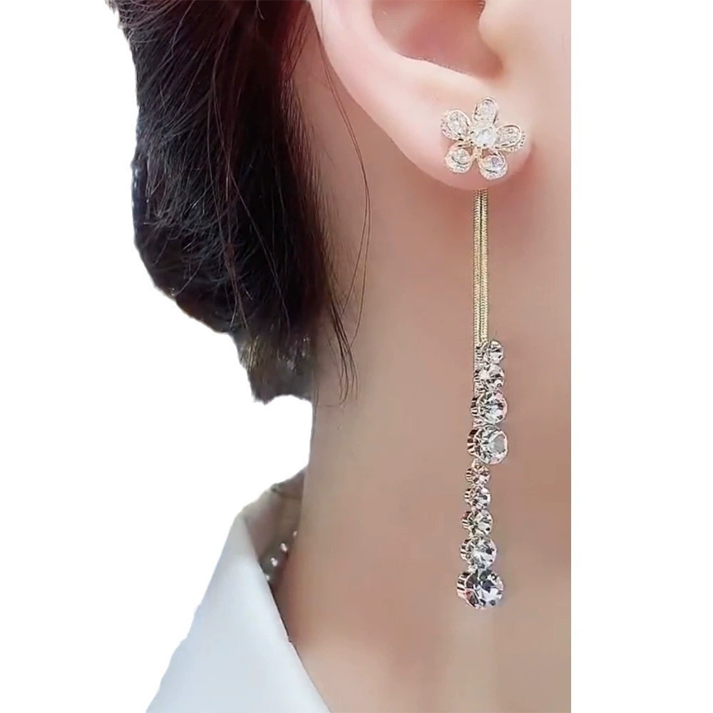 Серьги с серебряной иглой и кисточками, стиль light luxury, высококачественный стиль, яркий запоминающийся стиль, цветочные мотивы, образец серебра 925, двойное ношение