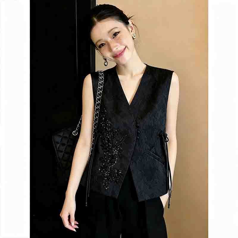Minimalist New Chinese Style Heavy Embroidery Vest for Women 2026 Spring Black Fashion Trend Elegant V-Neck Cardigan