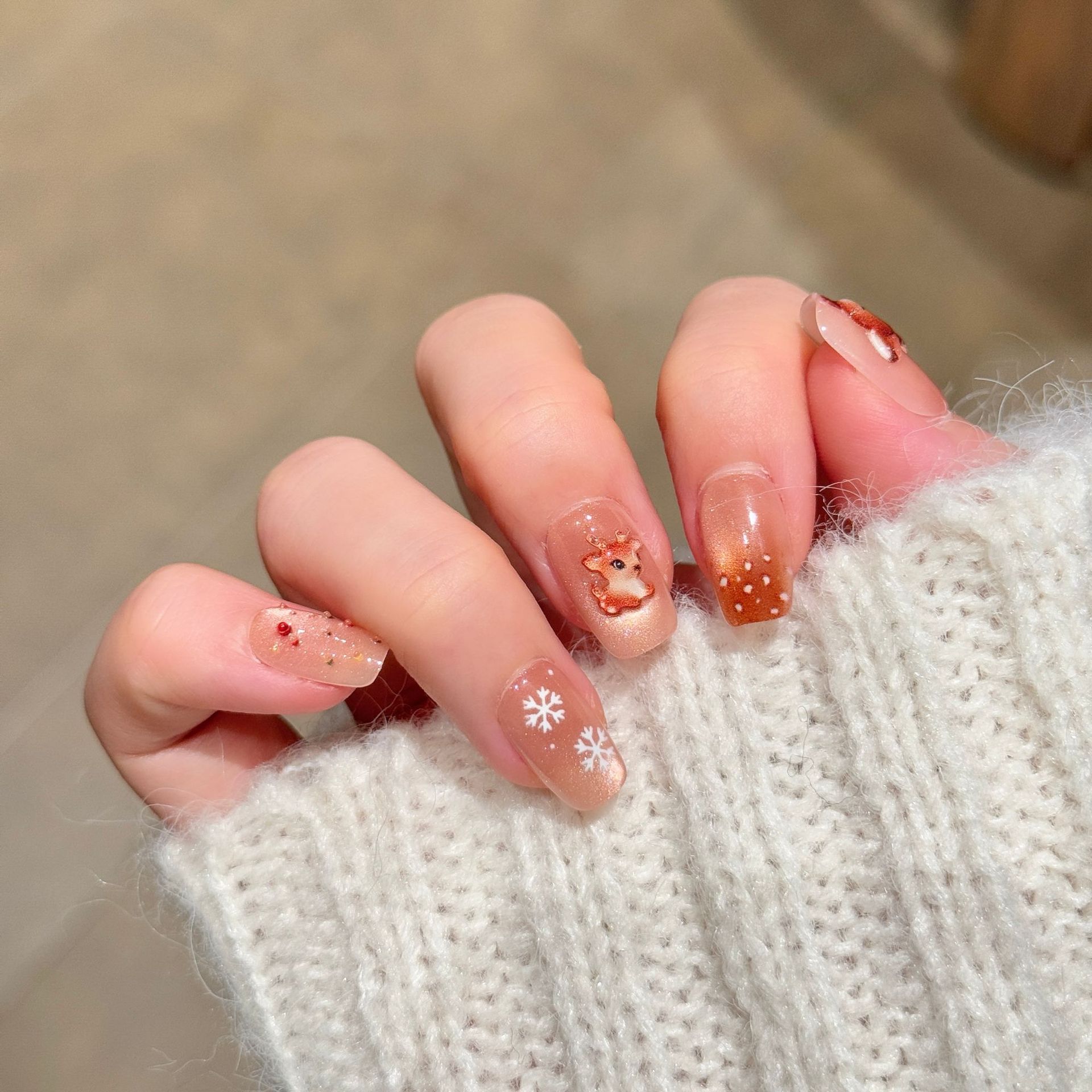 Navidad manicure usa piezas de uñas, ojos de gato cortos de Navidad ciervo otoño y invierno nuevo parche de uñas falsas