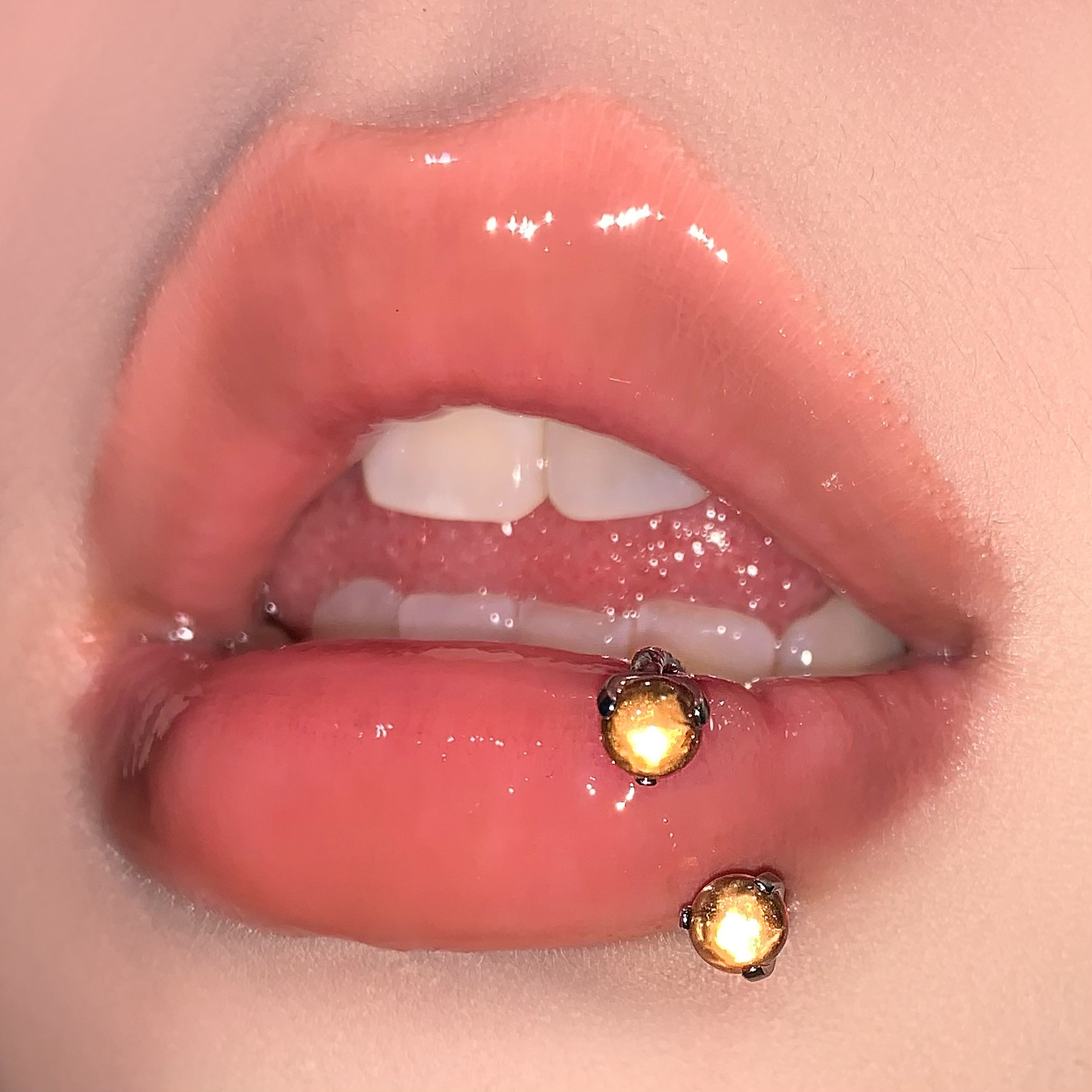 Three-Claw Round Bead Titanium Steel Lip Ring Punk Ear Bone Nail Internally Threaded Flat Bottom Hot Girl Piercing Jewelry detail image 10
