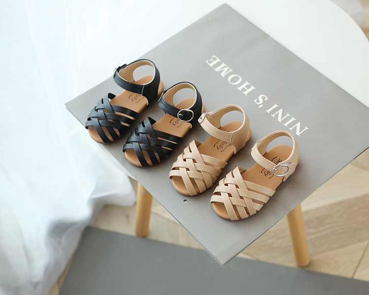 Baotou Sandals with Soft Sole Korean Hollow Small Leather Summer New Girl's Roman 2022 Children's Shoes_voghion.com