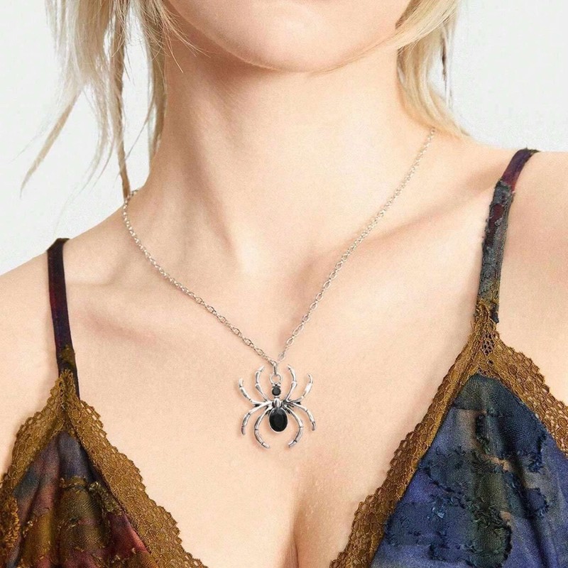 クロスボーダーレトロダークスタイルスパイダーネックレスゴシックスタイルダイヤモンド合金ペンダントハロウィンガールズネックレス卸売|undefined