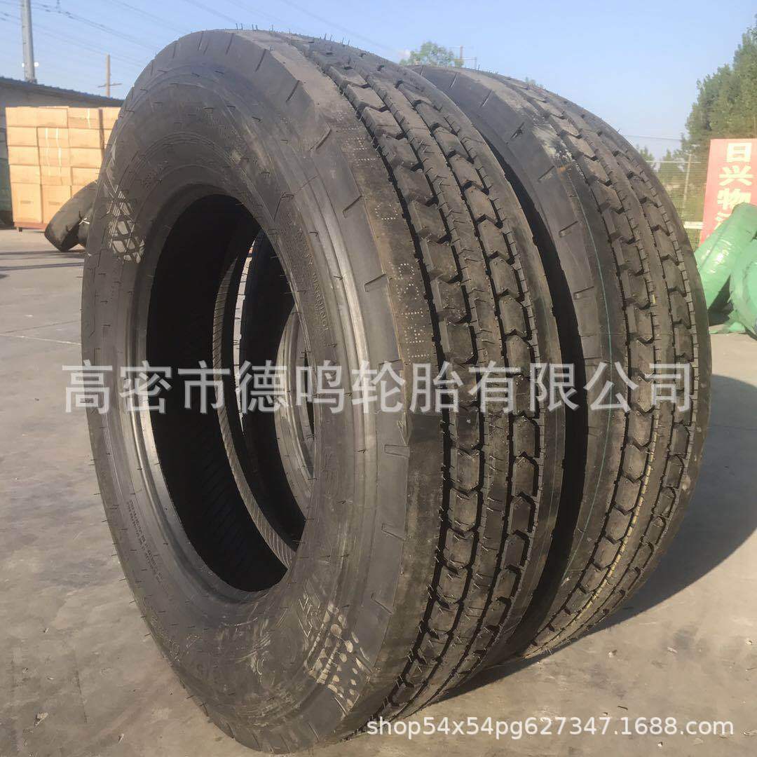 Suministro de fábrica remolque neumático 275/70R22.5 camión de acero de alambre de acero neumático de vacío