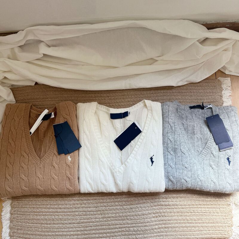 Original Export Order 80% Wool 20% Cashmere Pony Embroidery Cable Knit V-Neck Wool Sweater Women's Woolen Top