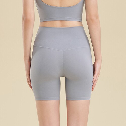 Summer New Spandex Seamless Bare Skin Yoga Pants for Women, Summer Elastic Fitting Outdoor Running Leisure Sports Shorts