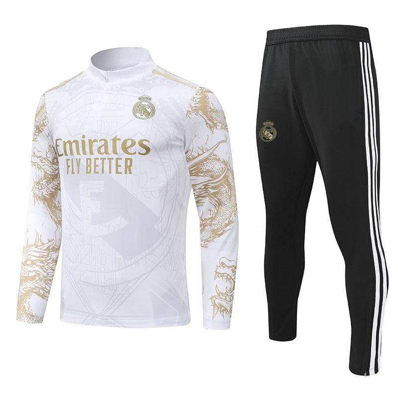23 Edición especial blanca del caballo del Real Madrid