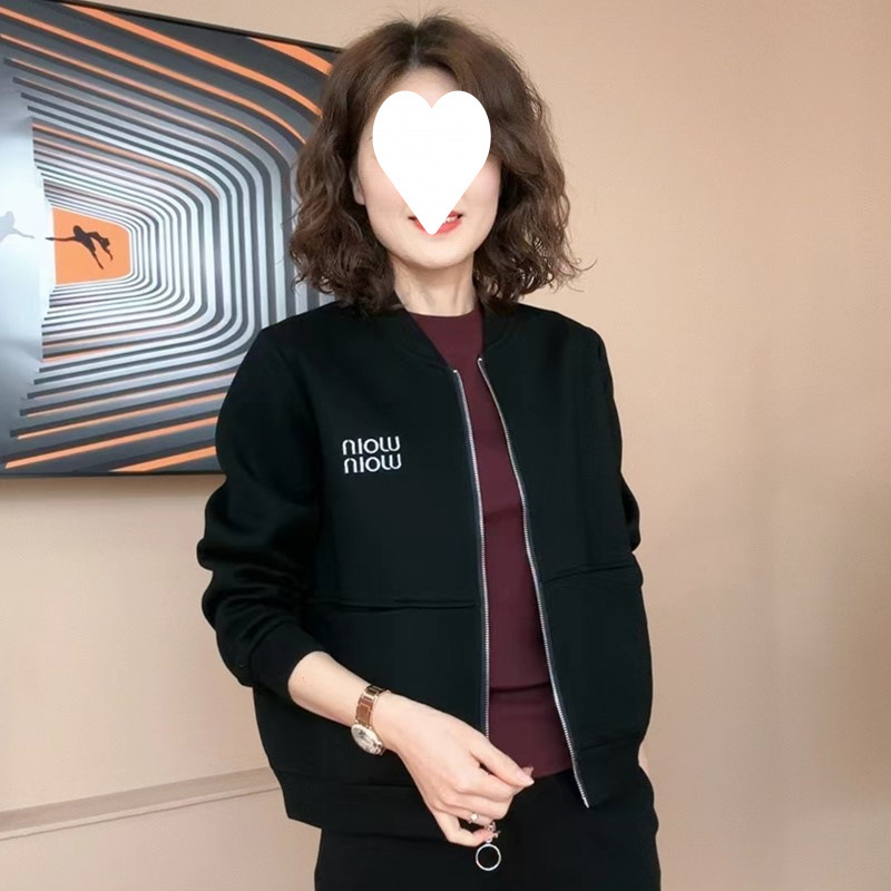 중년 및 노인 여성 어머니의 봄, 가을 재킷 2025 새로운 패션 스타일 캐주얼 야구 재킷 슬리밍 탑