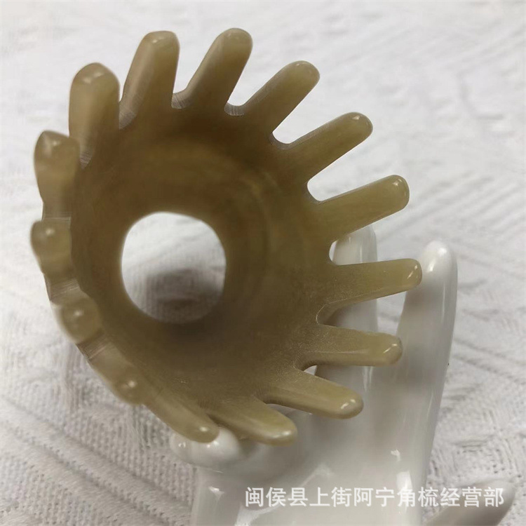 Natural Horn Wide Tooth Comb Under 10cm Scalp Massage Gua Sha Board for Daily Hair Care key features