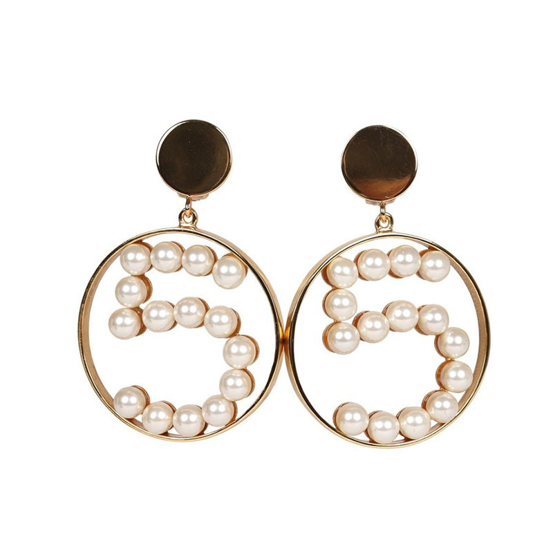 Brincos pendentes com pérola redonda elegantes estilo retro_voghion.com