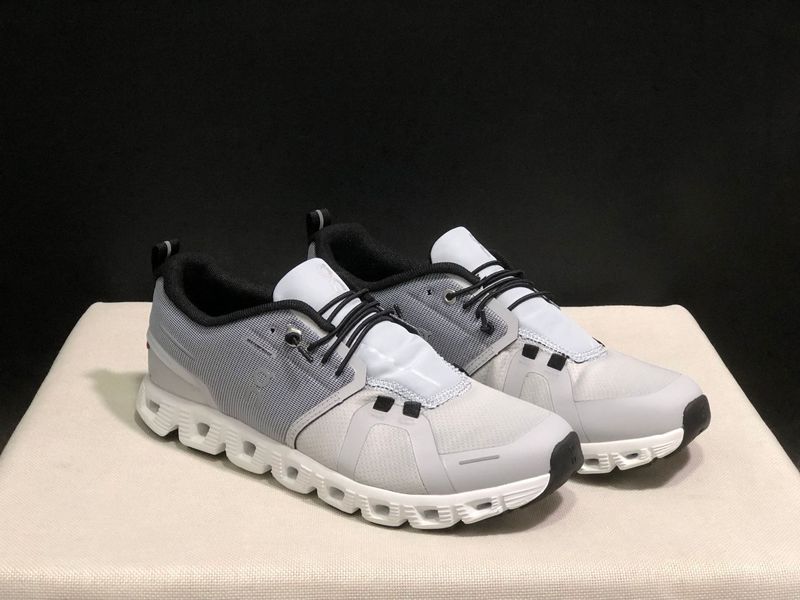 On昂走Cloud x 5アウトドアクッションネットランニングトレーニング男女カップルスポーツランニングシューズ|undefined