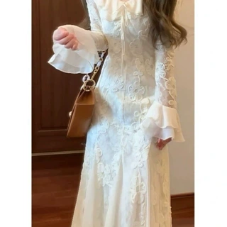 设计感春秋小个子连衣裙年秋冬新款入秋法式长裙蕾丝白色裙子女装