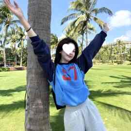 【休闲华棉复合牛奶丝克+银狐新款克】美式时尚撞色卫衣女短款