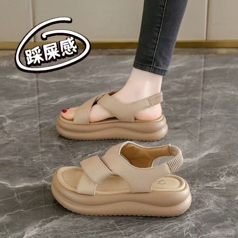 Cómodas sandalias de plataforma ultraligeras para mujer, verano 2025, nuevo estilo, ropa exterior, deportes, ocio, suela suave, falda, tacón plano para mujer