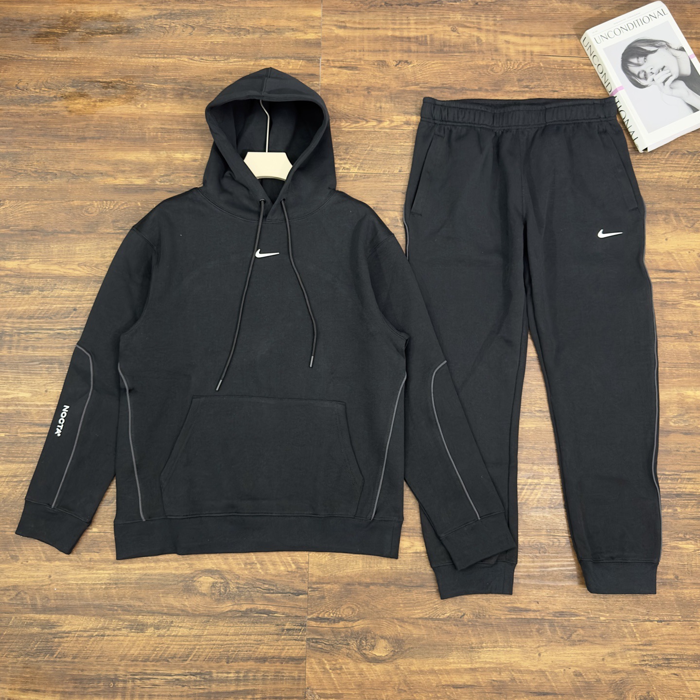 25 primavera y otoño explosión en el extranjero NK conjunta noc encapuchado conjunto de gancho impresión reflectante ropa deportiva casual pareja
