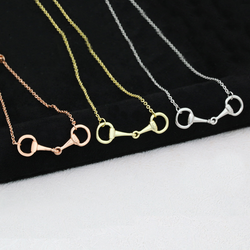 Cross-border simple double horseshoe stitching bracelet Europe and the United States hot-selling creative horseshoe bracelet women pendant wholesale
