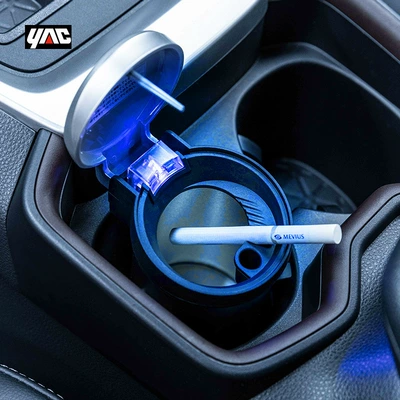 Japanese Yac Car Ashtray Creative Multifunctional with Lid Anti-Drop Ashtray with Led Light for Men's Car Use