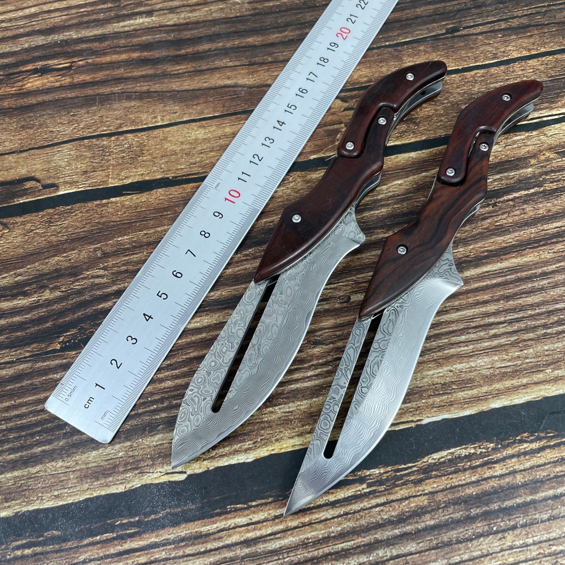 户外高硬度大马士革钢露营多功能折叠刀随身便携锋利折刀水果刀具