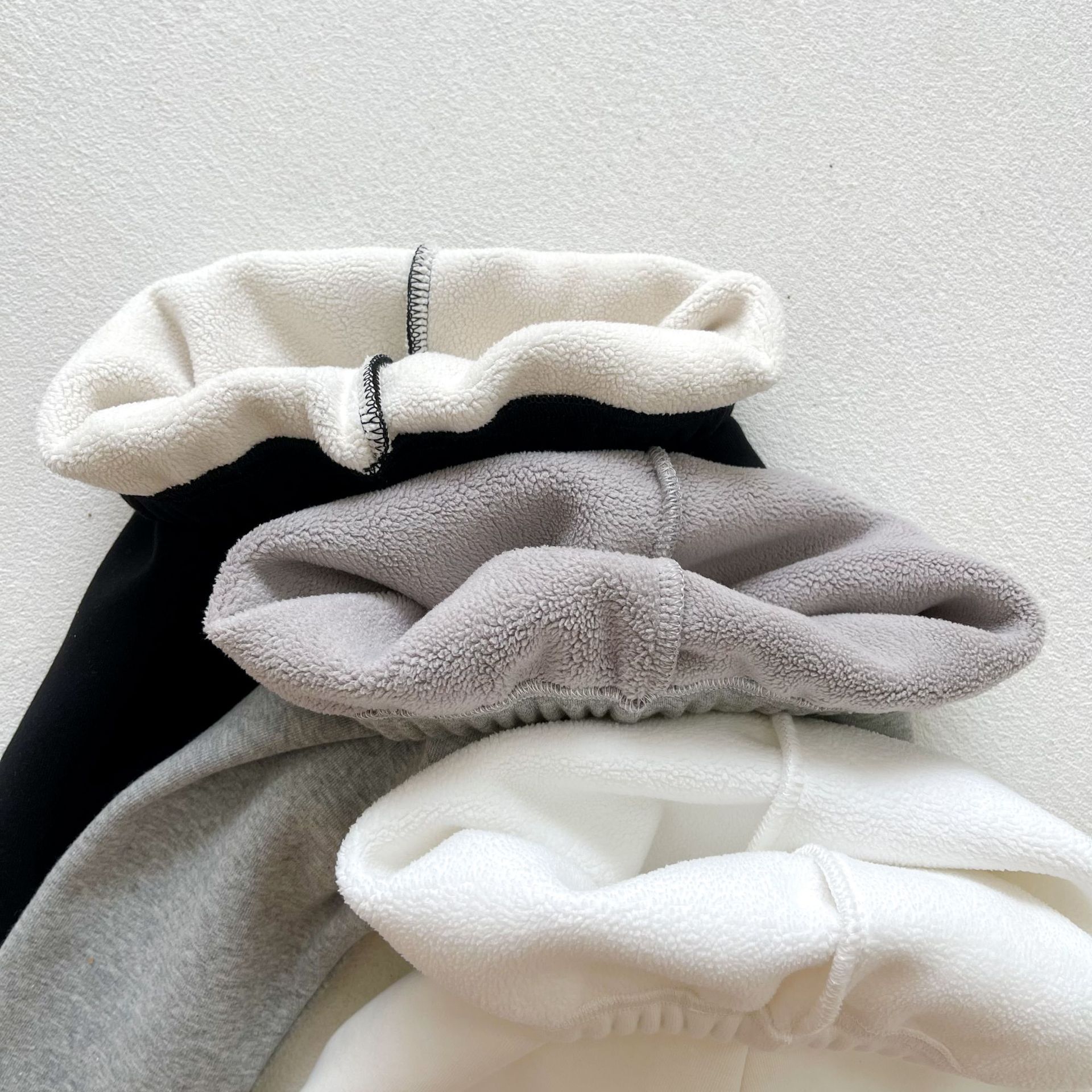 Las polainas de las muchachas invierno estilo coreano color sólido bowknot Bebé Pantalones casuales espesado cálido bebé niñas polainas de algodón