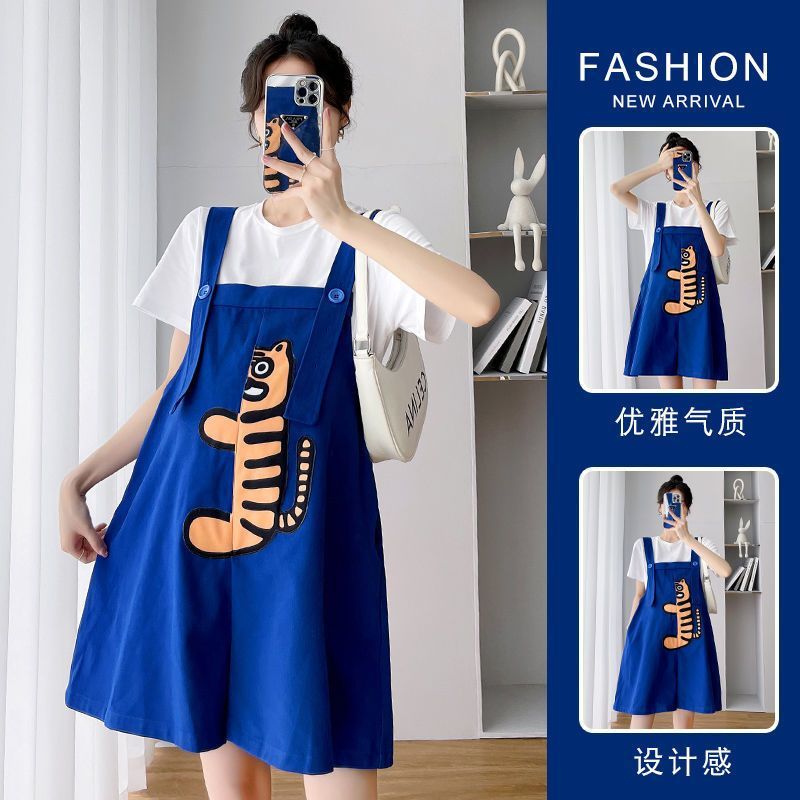 New Arrival Korean-style Fashionable Summer Maternity Outfit: Two-piece Strappy Set for Pregnant Women, Perfect for Wearing Out in the Heat