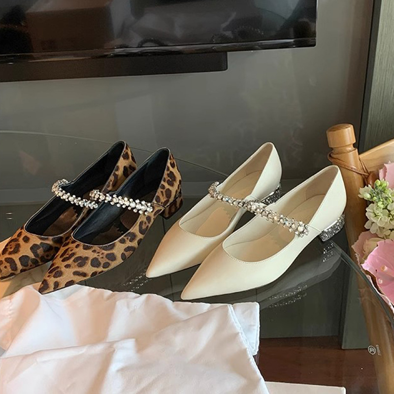 Grava Madre nuevo elegante pequeño punto brillante con un leopardo con un pequeño taón grueso zapatos para mujeres primavera