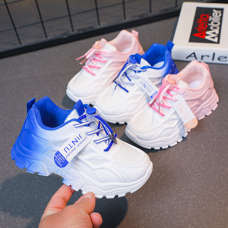 Calzado deportivo de malla para niños al por mayor, verano 2025, nuevas zapatillas para correr para niños, transpirables y casuales, para niños medianos y grandes y niñas.