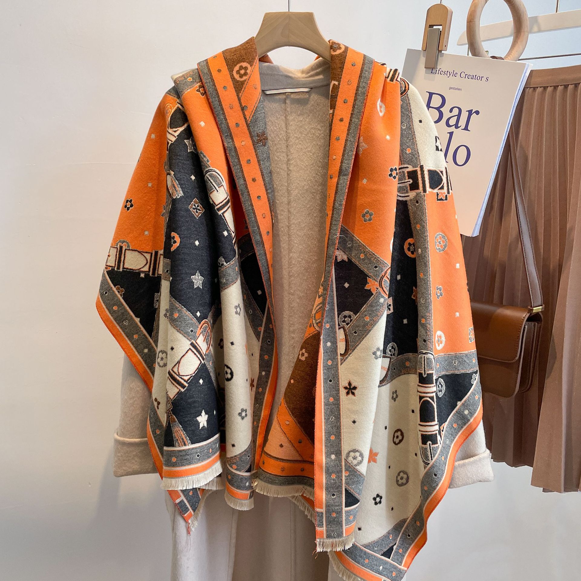 Luz de lujo estilo coreano Otoño e Invierno nueva bufanda de Cachemira de doble cara moda chal exterior cálido largo bufanda engrosada para las mujeres