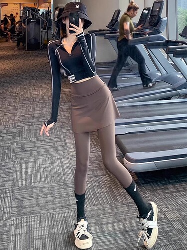 Women's Short Sleeve Shark Suit False Two-Piece Athletic Pants, Tall Waist, Running, Fitness, Yoga, Skirt-Like Bottom Pants for Petite Figures