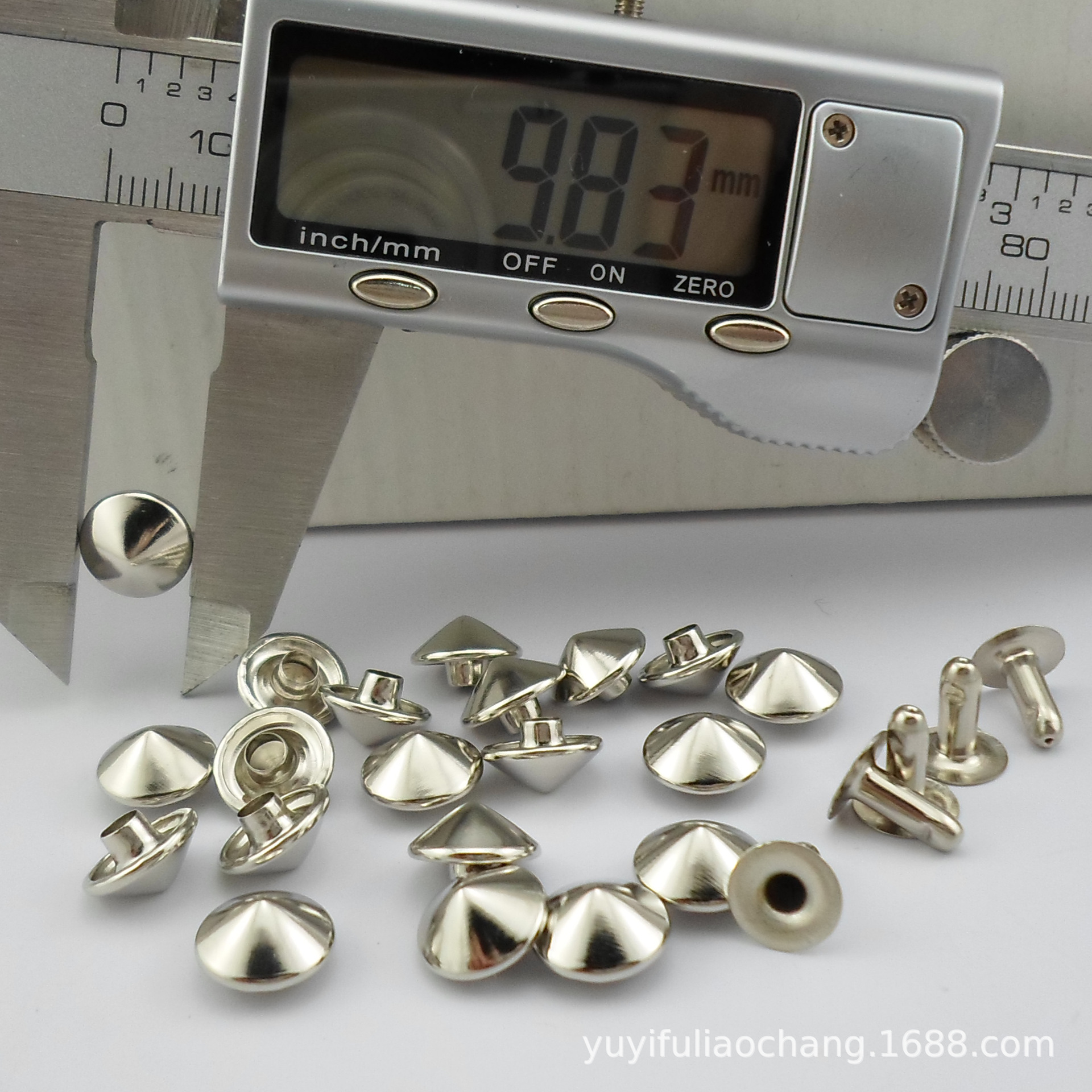 （铜材料）10MMD圆锥形特尖撞钉 尖头铆钉 朋克尖钉 子弹头柳丁