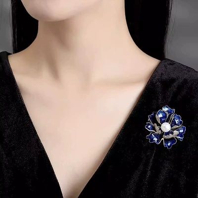 Yaxa sancaqları Diamond Brooch Vintage Niche