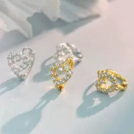 戒指;耳钉;耳环