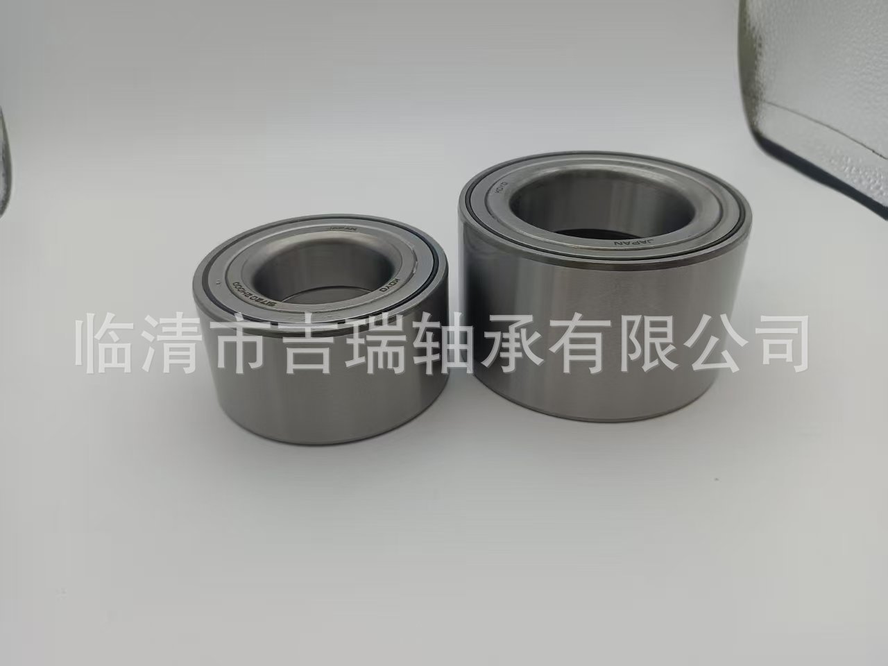 Suitable for Lada Fiat front wheel DAC30600037 6-256706 663095 car wheel bearing
