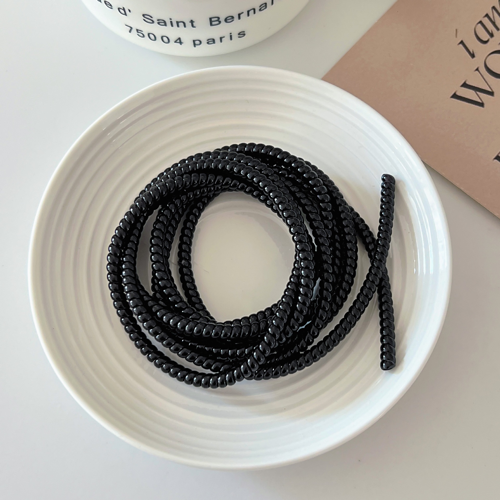 1,4 m 1,6 m cable de datos cuerda de protección anti-suciedad cable de teléfono móvil cuerda de bobinado anti-rotura cargador cubierta de protección de alambre