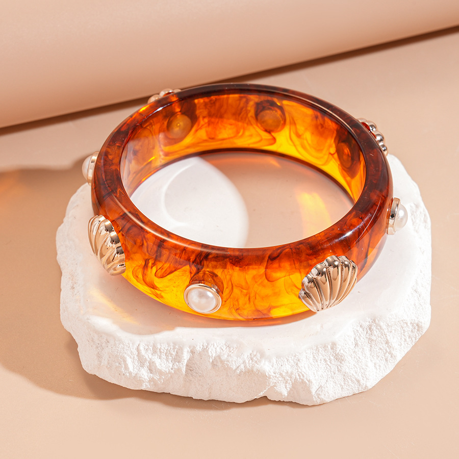 Europa y los Estados Unidos transfronterizos resina de perla geométrica pulsera redonda retro exagerada personalidad nicho de alta sensibilidad brazalete temperamento image 8