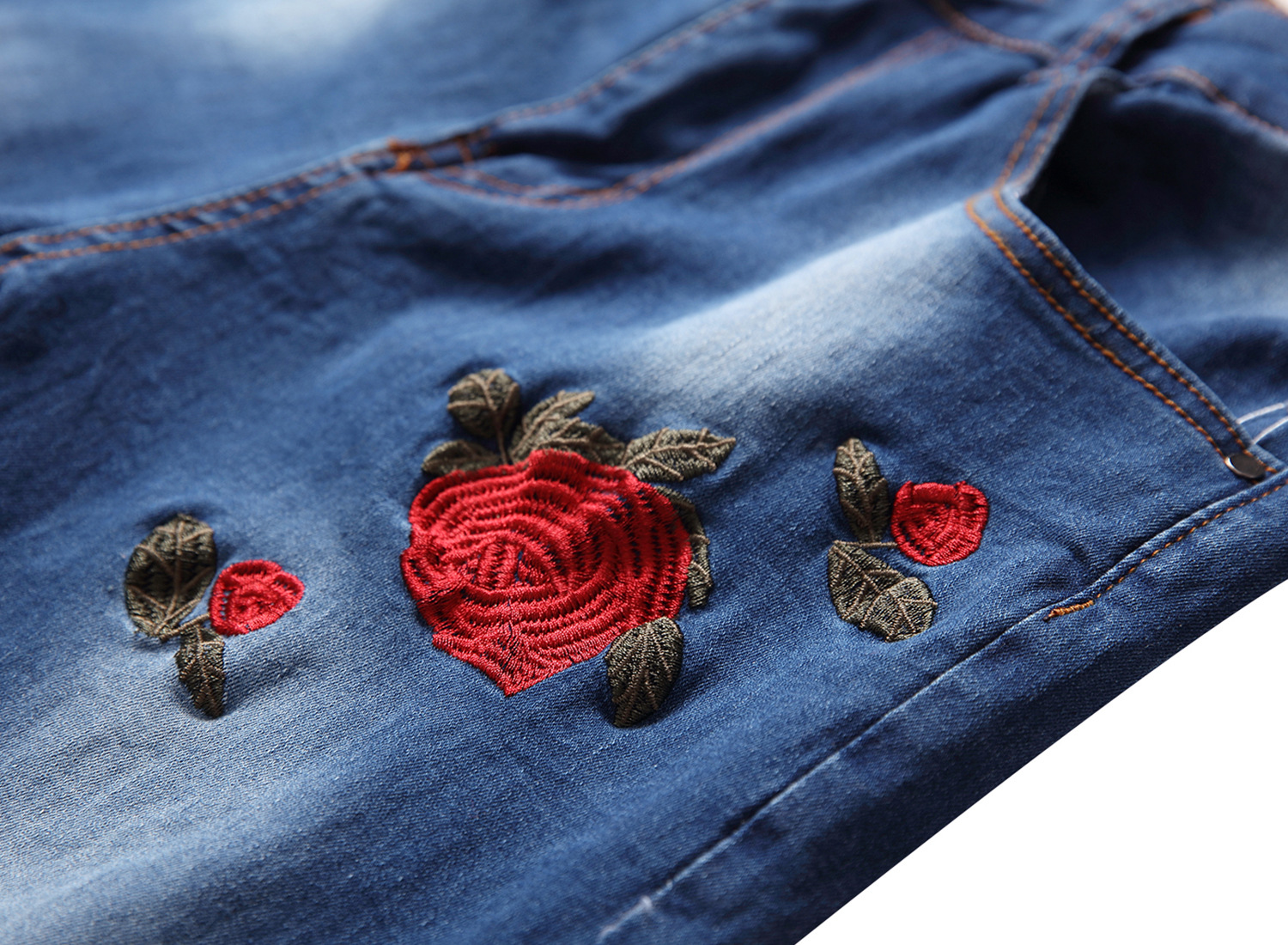Men's Slim Fit Rose Embroidered Light Blue Stretch Denim Jeans_voghion.com