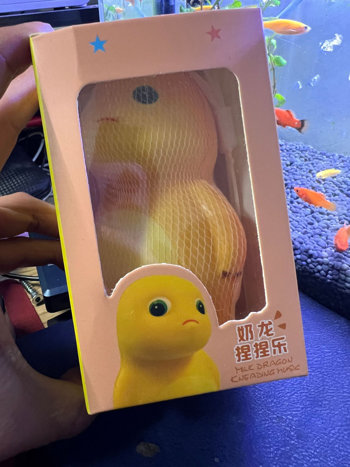 Pequeño dragón de leche pellizco pellizco lento rebote burbuja dragón juguetes niños niñas desempaquetar artefactos mágicos decoración de cabal