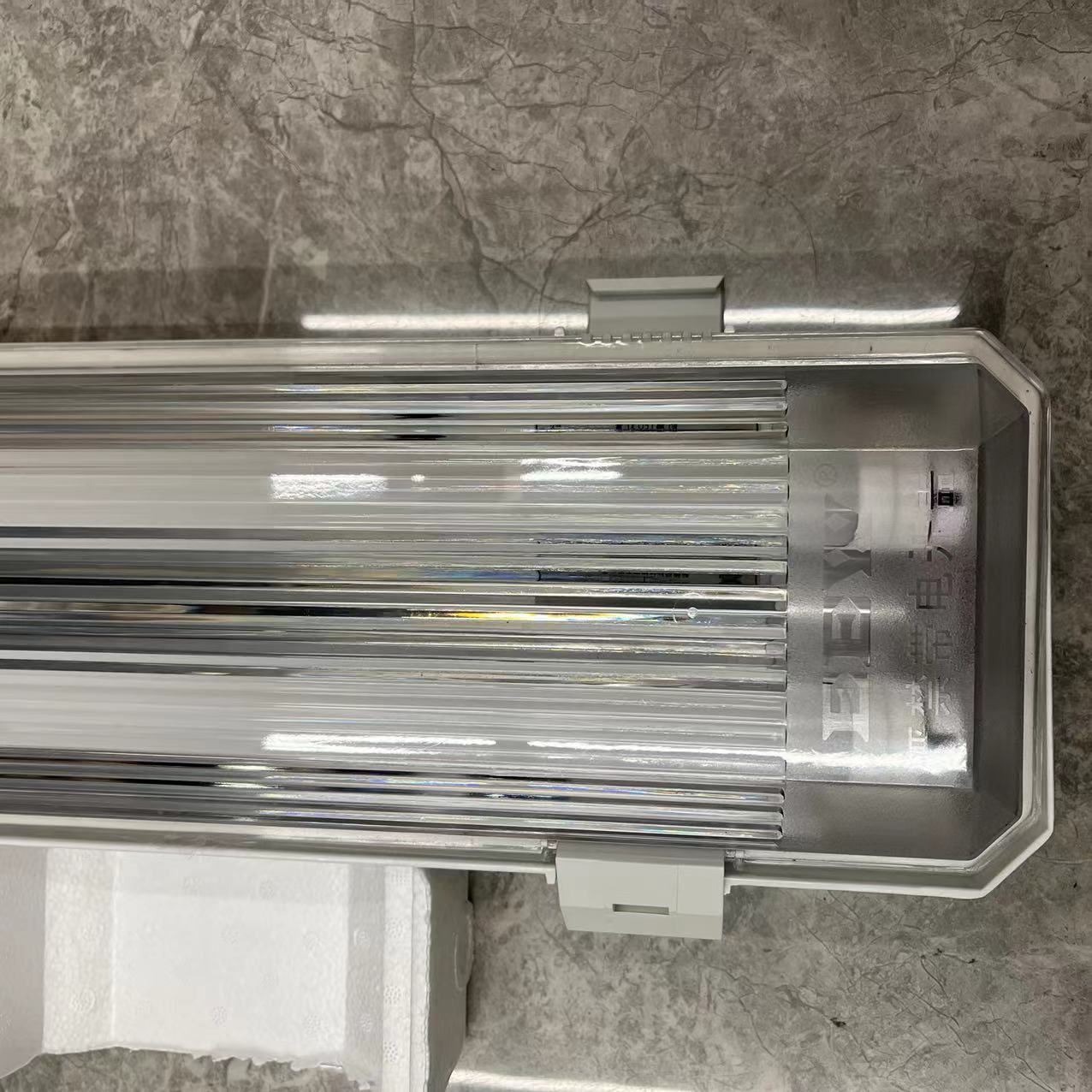 华荣飞策新黎明防爆节能高效荧光灯BPY BPY96气体粉尘防爆防腐LED