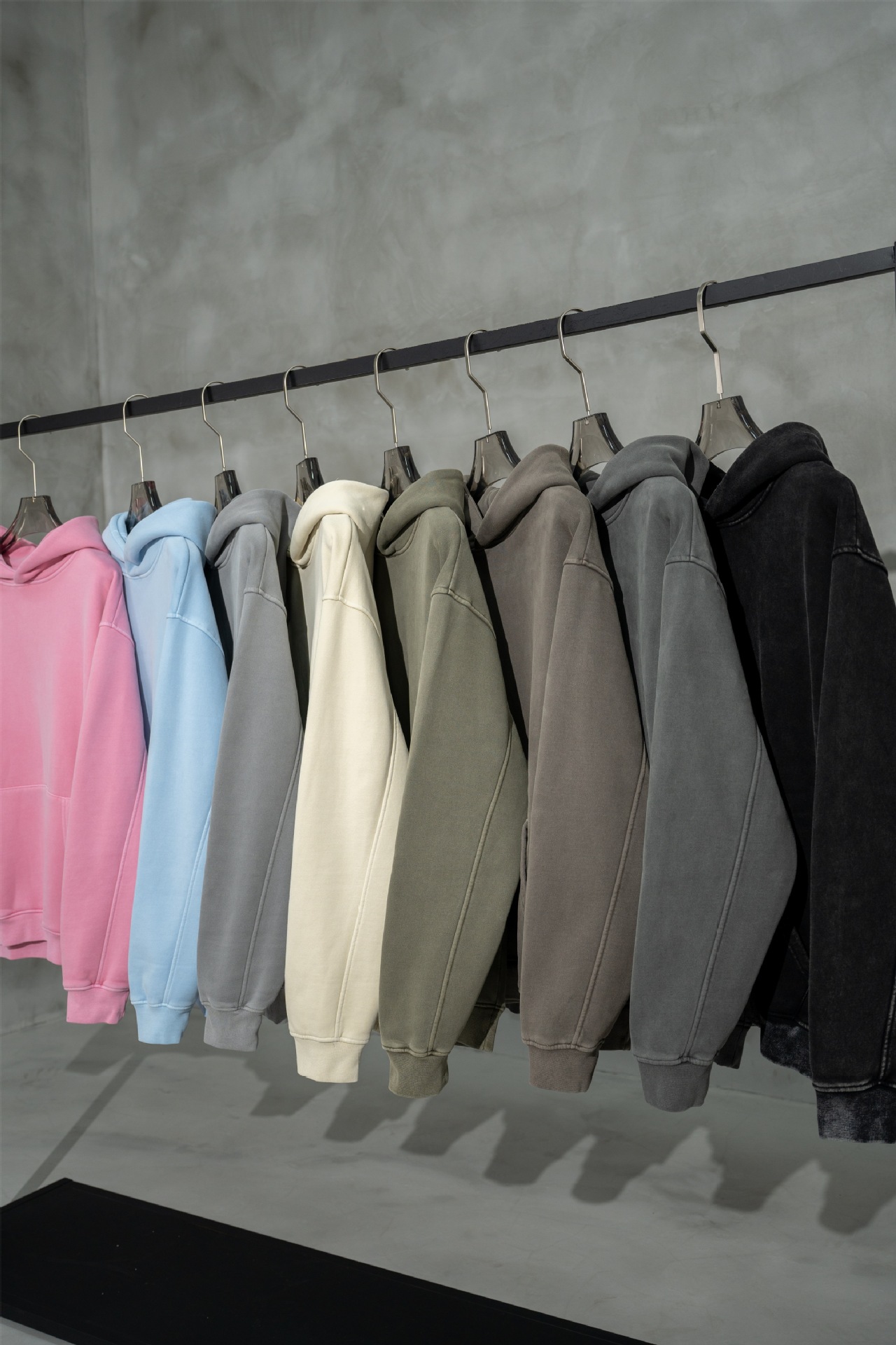 Men's Heavyweight Washed Hooded Sweatshirt For Autumn And Winter_voghion.com