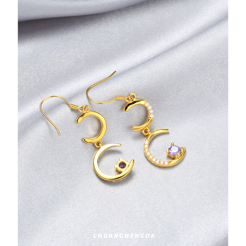 S925 pendientes de luna de plata esterlina para mujeres Europa y los Estados Unidos largos pendientes de diamantes de oro chapados en k ganchos de orejas temperamento simple pendientes al por mayor