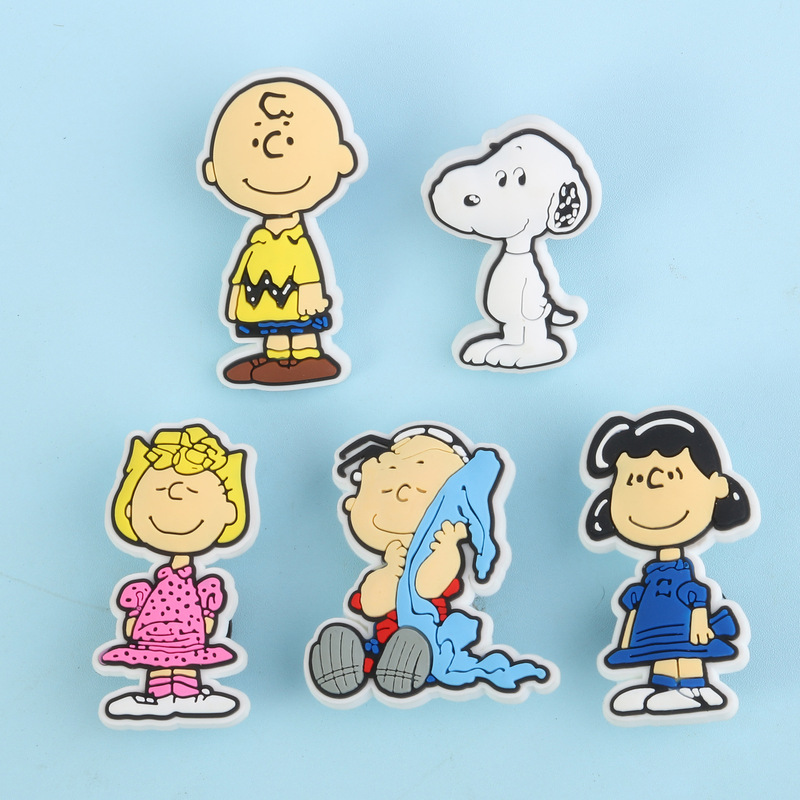 Cross-Border Classic European and American Cartoon Snoopy Yellow Bird Pvc Clogs Shoe Charms Accessories Japanese Style