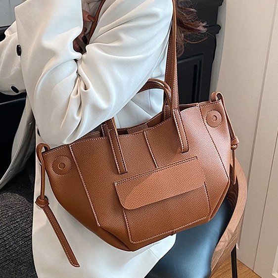手提托特包法式流行小众包包时尚单肩包大容量百搭通勤女士腋下包