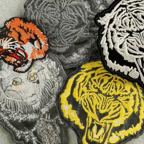Strawberry computer animal tiger wolf fully embroidered patches shoe and hat box accessories computer embroidered patches clothing accessories cloth patches
