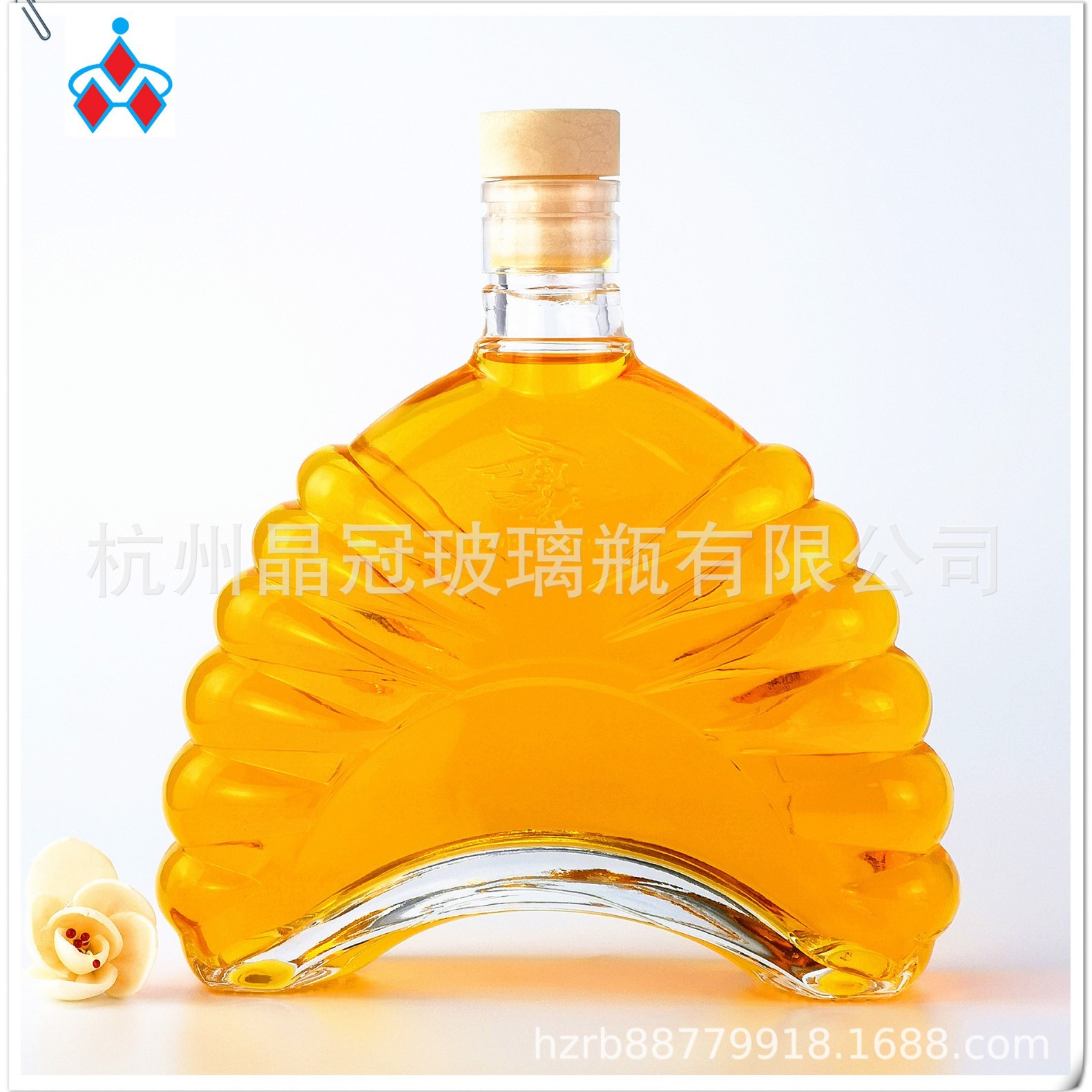 玻璃瓶厂家 木塞式透明500ml 玻璃酒瓶伏特加白酒瓶异形酒瓶