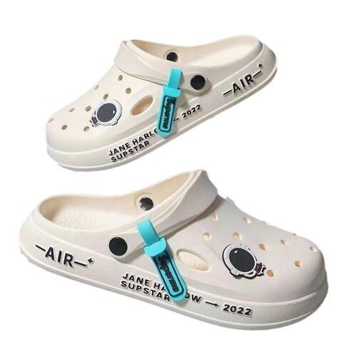 Mens Slides Holes New Anti-slip Thick Sole Casual Outdoor Wear Korean Version Beach Soft Sole Cap Toe Men's Sandals