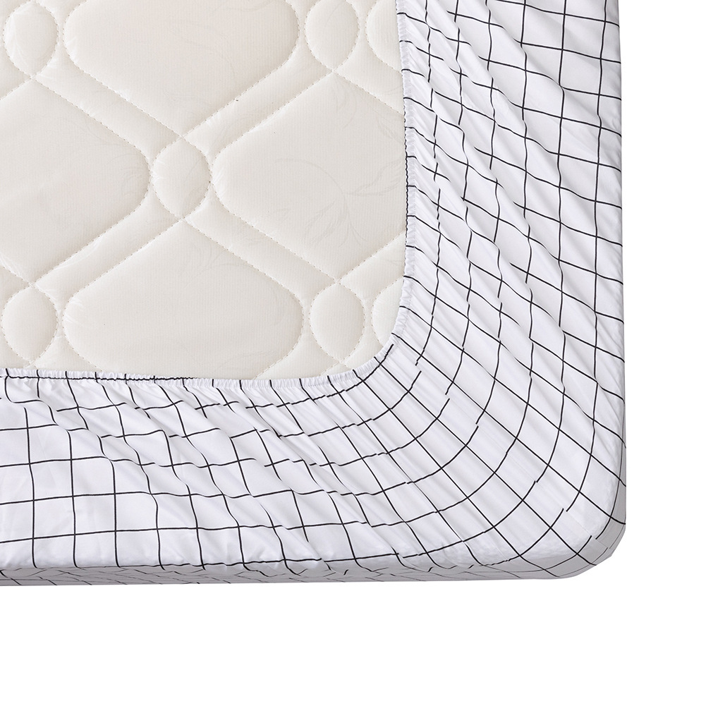 Kodintekstiilivuodevaatteet, mattapainetut geometriset kukkakuviot, lakanat, tyynyliinat, neliosainen setti_voghion.com