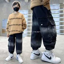 男童裤子春秋款2025中大童外穿工装裤时尚百搭水洗扎染牛仔长裤潮