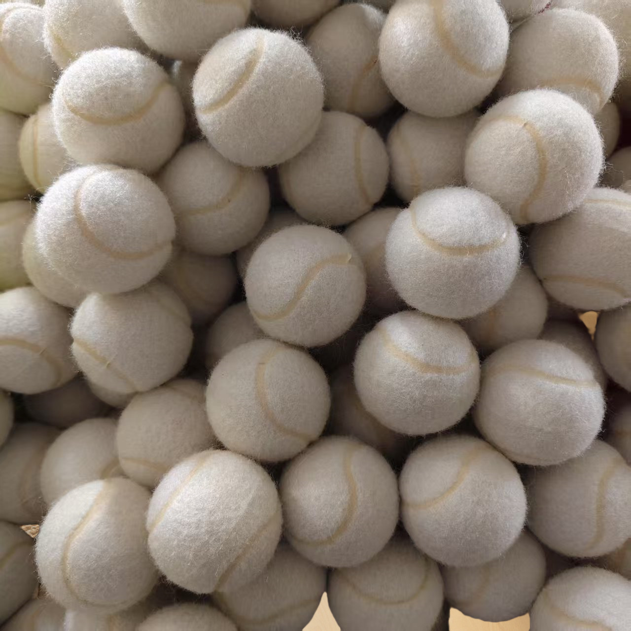 Bola de tênis para animais de estimação resistente ao desgaste e à mordida, bola de tênis de alta elasticidade e resistente a rasgos, brinquedo para cães, bola de tênis de artefato educacional